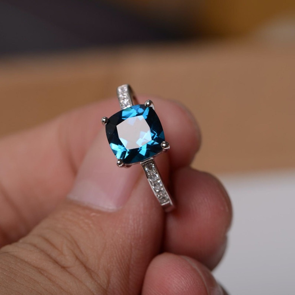 Kay Jewelers Blue and Silver Ring